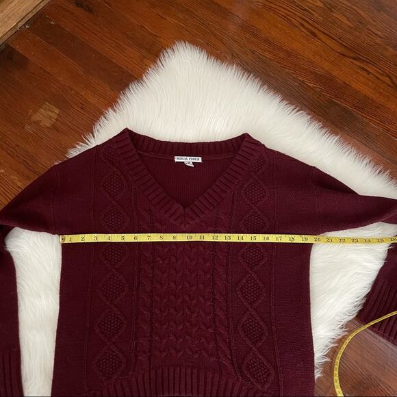 Wine Burgundy Sweater Lace Hem V Neck Moral Fiber - Picture 4 of 5